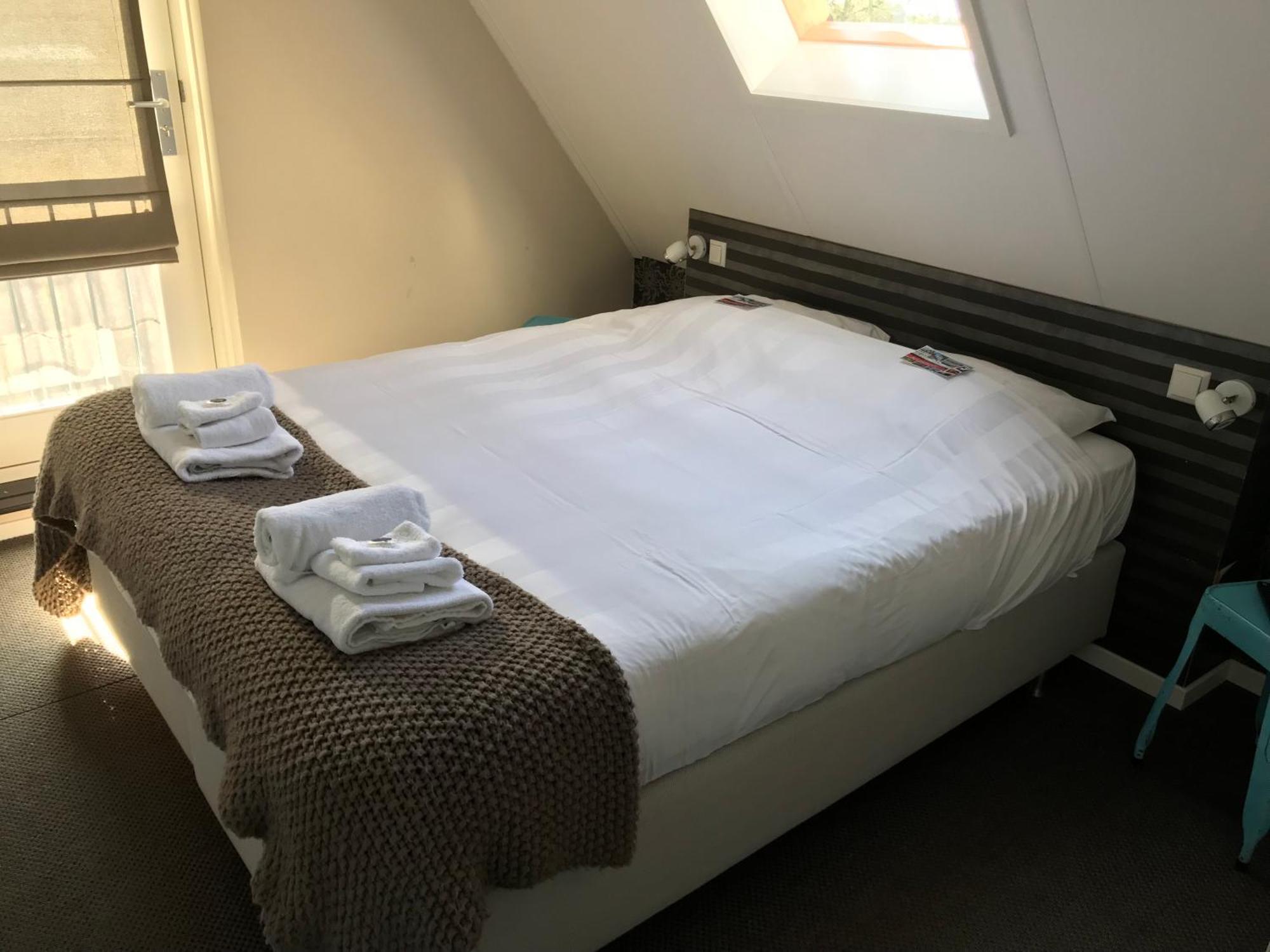 'T Veerhuys Hotel Beusichem ภายนอก รูปภาพ